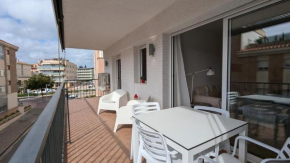 Apartamento completo con terraza y parking